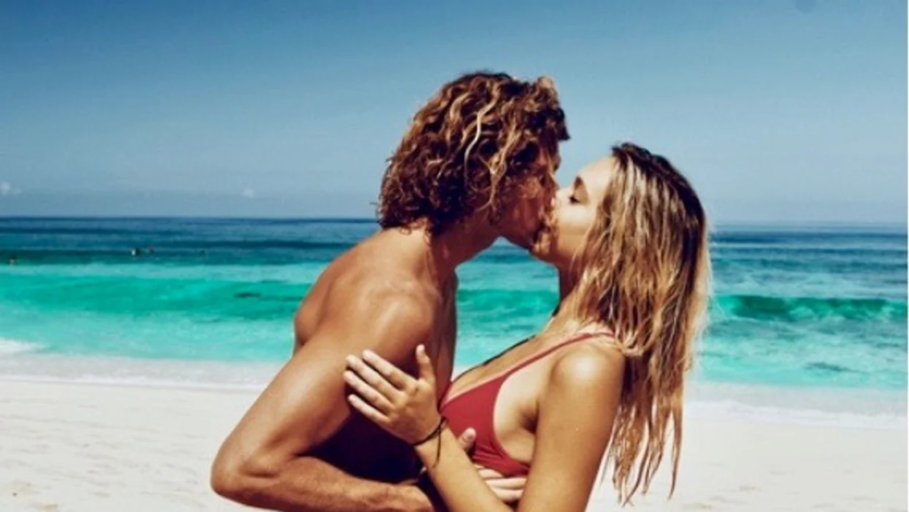 Alexis Ren And Jay Alvarrez Coconut Oil Leaked Full Video Reddit, Twitter